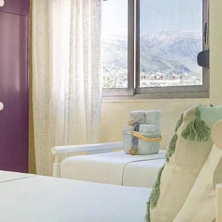 Stella's Stylish - 1min W Kitchen * Himarë