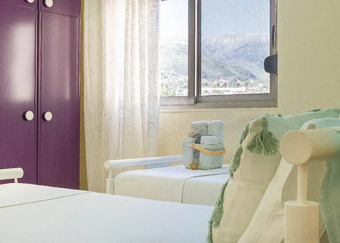 Stella's Stylish - 1min W Kitchen * Himare